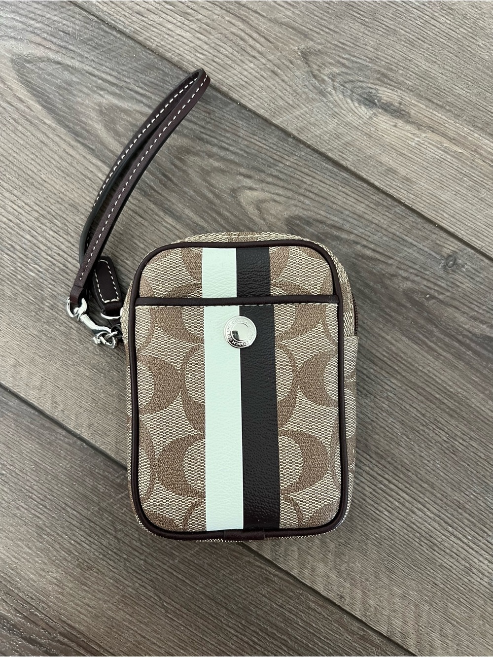 Coach Classic Pattern Camara Bag With Hand Strap Unisex